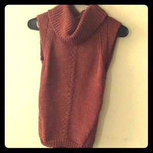 Sleeveless Turtleneck